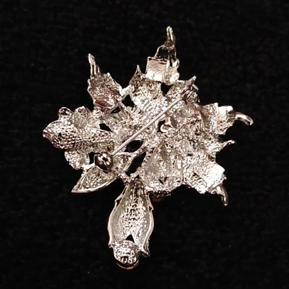 3/$20 Metal Flower Brooch